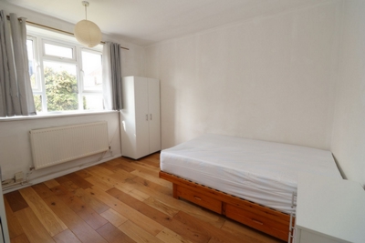 Double room - Single use to rent in Melbourne Grove, Denmark Hill, London, SE22