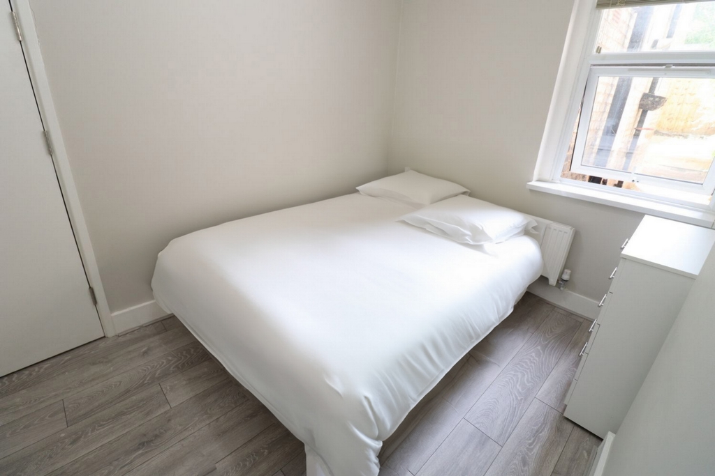 Double room - Single use to rent in Hackney, London, E9