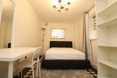 Double room - Single use to rent in Woodstock Terrace, All Saints, London, E14