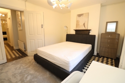 Double Room to rent in Woodstock Terrace, All Saints, London, E14