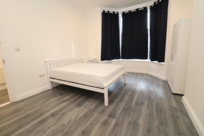 Double room - Single use to rent in Deronda Road, Tulse Hill, London, SE24