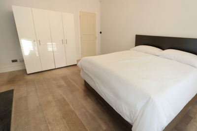 Double room - Single use to rent in Melrose Avenue, Willesden Green, London, NW2