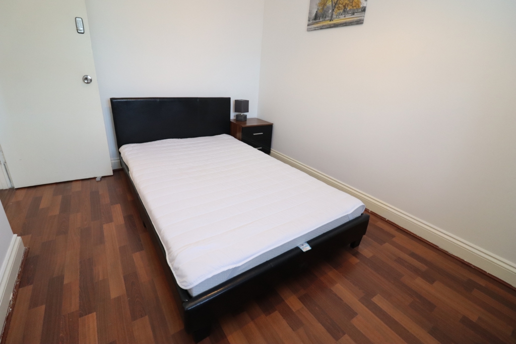 Double room - Single use to rent in Beckton, London, E6