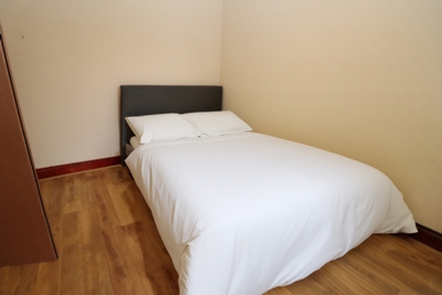 Double room - Single use to rent in Troughton Road, Charlton, London, SE7