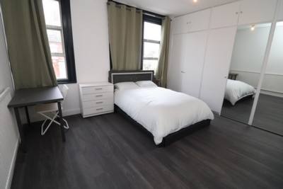 Double room - Single use to rent in Ravenshaw Street, West Hampstead, London, NW6