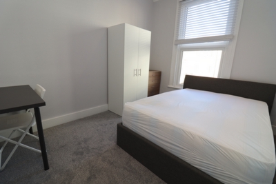 Double room - Single use to rent in Dawes Road, Fulham, London, SW6