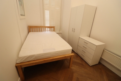 Double room - Single use to rent in Fordwych Road, Kilburn, London, NW2