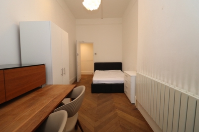 Double room - Single use to rent in Fordwych Road, Kilburn, London, NW2