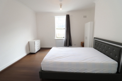 Double room - Single use to rent in Brixton Hill, Brixton, London, SW2