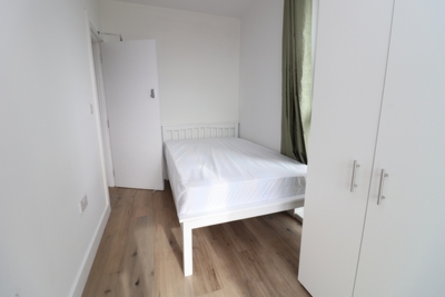 Double room - Single use to rent in Iris House, Southall, London, UB1