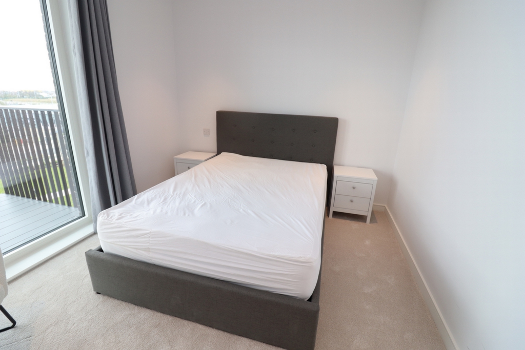 3 Bedroom Double room - Single use to rent in Southall, London, UB1