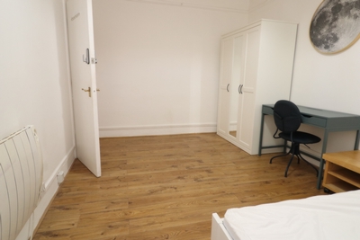 Double room - Single use to rent in Scott Ellis Gardens, Maida Vale, London, NW8