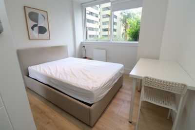 Double room - Single use to rent in Fridman House,1e Olympic Way, Wembley, London, HA9