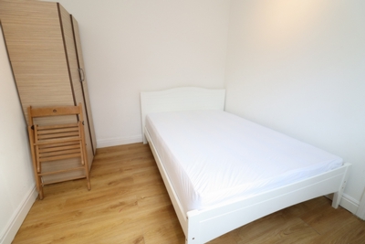 Double room - Single use to rent in Maude Terrace, St. James Street, London, E17