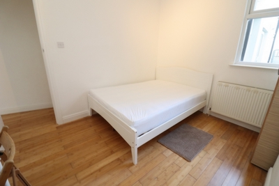 Double room - Single use to rent in Maude Terrace, St. James Street, London, E17