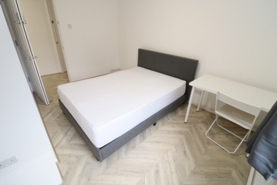 Double room - Single use to rent in Manger Road, Caledonian Road, London, N7