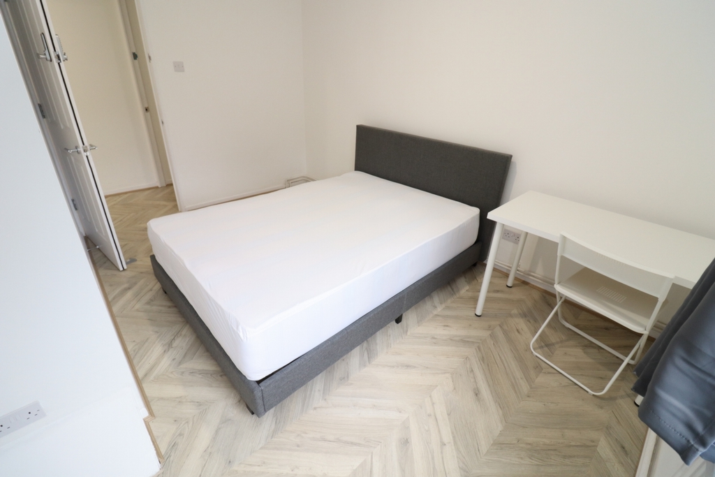 Double room - Single use to rent in Caledonian Road, London, N7